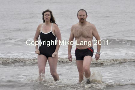 MJL010112_NEWYEARSWIM 045