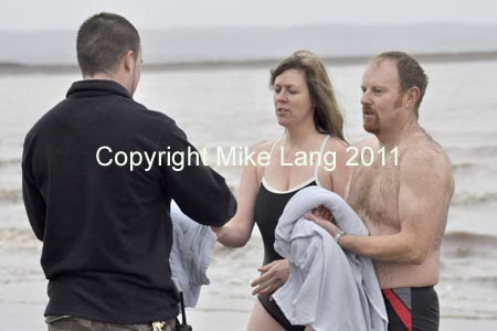 MJL010112_NEWYEARSWIM 052