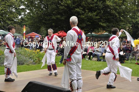 MJL020912_FOLKPARK 016