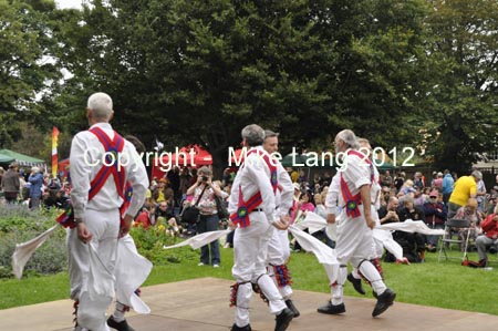 MJL020912_FOLKPARK 021