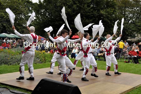 MJL020912_FOLKPARK 027