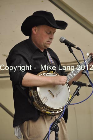 MJL020912_FOLKPARK 087