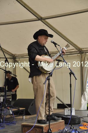 MJL020912_FOLKPARK 089