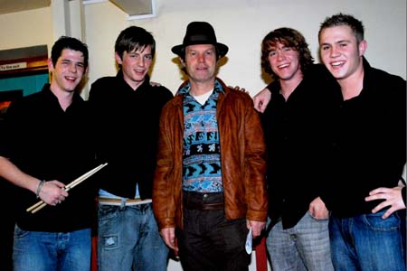 MJL201007_JAGGER 221