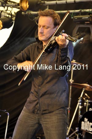 MJL090711_NEWTSAT 252