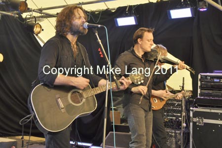 MJL090711_NEWTSAT 253