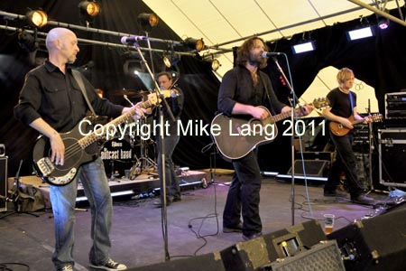MJL090711_NEWTSAT 256