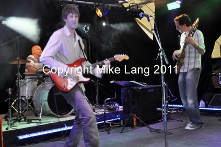 MJL090711_NEWTSAT 372