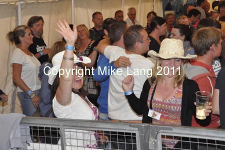 MJL090711_NEWTSAT 708