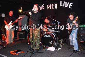 MJL081108_PIER 175