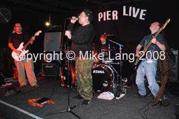 MJL081108_PIER 187