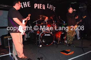 MJL081108_PIER 203