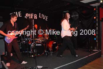MJL081108_PIER 236