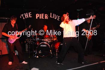MJL081108_PIER 332