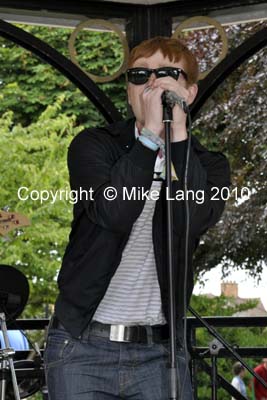 MJL040710_youthfest 135